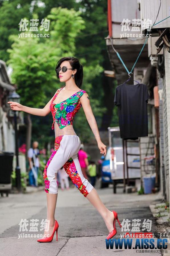 AISS爱丝(黄金版) - 索菲的写真日常：渔色与我，谁更撩？