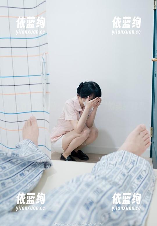 泳池边的骚动：Aram(아람)的美图和私拍连线