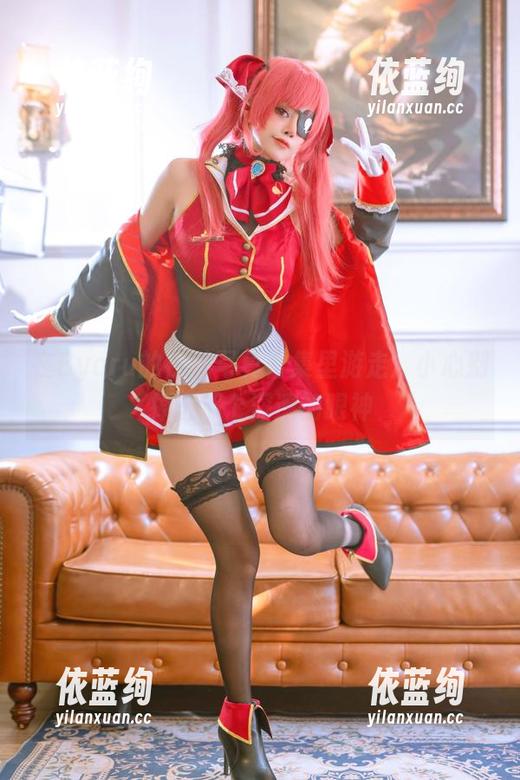 在Byoru的夜兰写真合集里游走：小心别掉进那个深邃的眼神