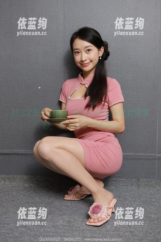 IESS异思趣向 - 美子和她的绝美女同事们，私拍合集不怕曝光