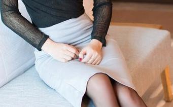 IMiss爱蜜社 – 浴缸旁的黄歆苑合集：爽肤沐浴，泡沫与腿的碰撞你不懂的好戏！