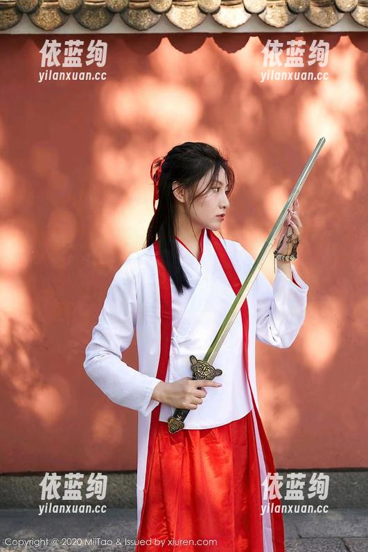 MiiTao蜜桃社 - 陆萱萱Cecilia给万圣节加点料，高清原图中的每一个捣蛋都太好玩了！