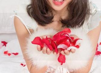 UGirls尤果网 – 看了欣杨Kitty所有粉色的图片，满脑子都是想要把这些颜色搬回现实的冲动。