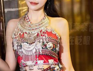 XIAOYU语画界 – Emily顾奈奈酱的双马尾美图，图区一直在眨眼