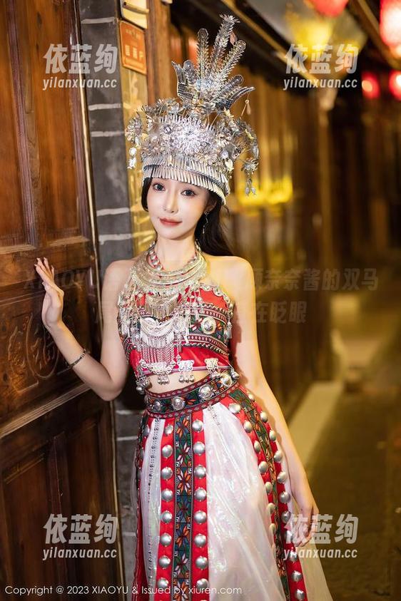 XIAOYU语画界 - Emily顾奈奈酱的双马尾美图，图区一直在眨眼
