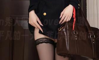 Xiuren秀人网 – Lovely璐璐制服写真集：平凡的一天，非比寻常的可爱！