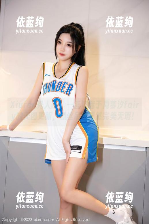 Xiuren秀人网 - 一直沉迷于周慕汐fairy的美图更新，黑丝吊裙果然完美无瑕！