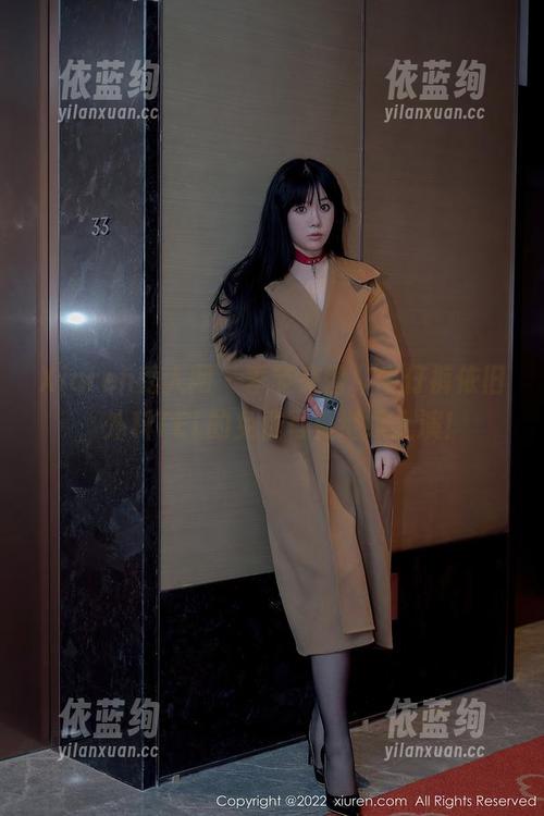 Xiuren秀人网 - 季节交替，牛仔裤依旧，外科TEL的免费写真继续上演！