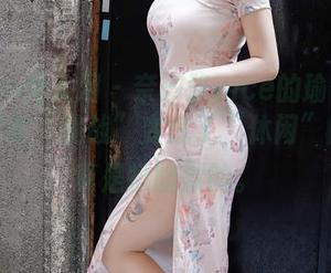 Xiuren秀人网 – 奈汐酱nice的瑜伽：看她如何把“挑战”变成了“休闲”图包，真是挺幽默的。