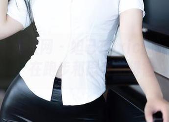 Xiuren秀人网 – 妲己Toxic的运动写真，在跑步和思考间徘徊