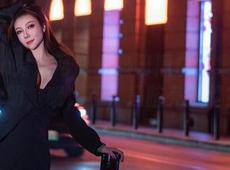 Xiuren秀人网 – 小热巴黑白图集：黑白分明，哦，不，是脑壳分明？