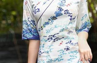 Xiuren秀人网 – 晓梦may的图片下载：秘密满满，根本舍不得分享呀哈哈！