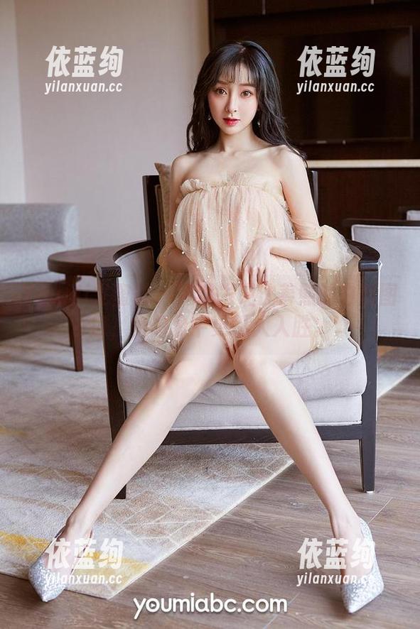 YouMi尤蜜荟 - 突然发现沈善熙的白丝图包，比想象中更引人入胜。