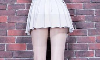 beautyleg – 小声说一句，小玲的清纯写真居然免费，看着就让人心生向往。