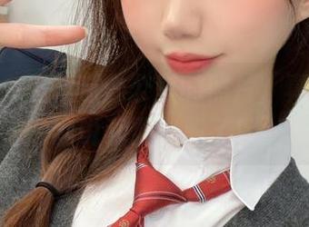 nagisa魔物喵办公室的照片，真香，只能说我要辞职了！