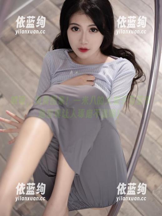 哎呀，免费图集！一米八的大梨子万圣节造型真让人琢磨不透啊！