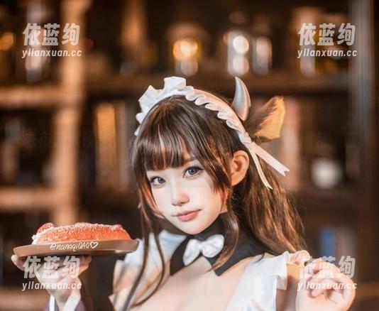 七七娜娜子 去布莱默顿见见七七娜娜子,捧着她的高清图包,感受一下‘妥妥的’春意!