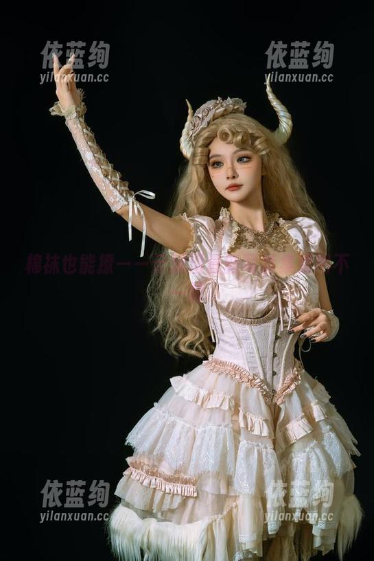 云溪溪 棉袜也能撩——云溪溪最新写真集果然不一般