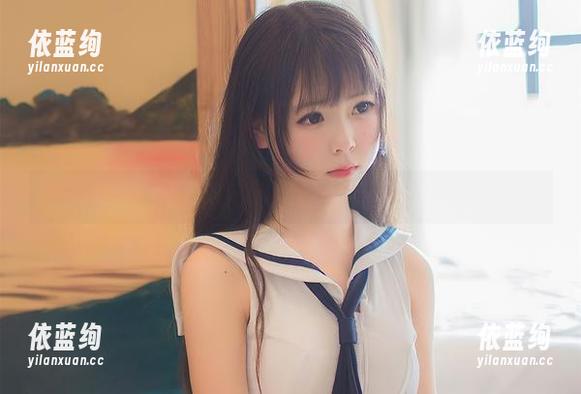 向小圆 向小圆的校服图册:这是我见过最有仪式感的书本翻阅!