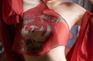 坏露露香宝的秘密图包：哦，你以为我只会露两手？