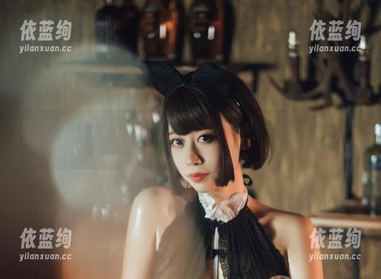 奈汐酱Nice带你游办办公区，套图里藏的是神秘的职场气息