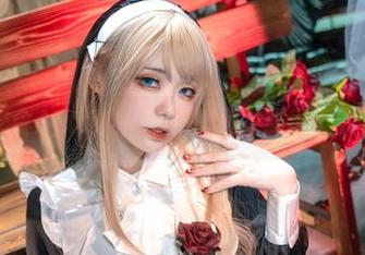 精选安食Ajiki皮衣，模特和衣服都不太老实。