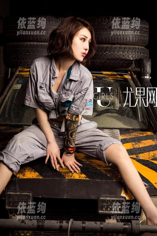 尤果网 - 笑笑旅拍：美图狂欢包，笑点和美感都在同一个框里！