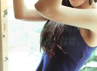 推女神 – 制服，就让何晨曦来教你什么才叫高清诱惑，哈哈。