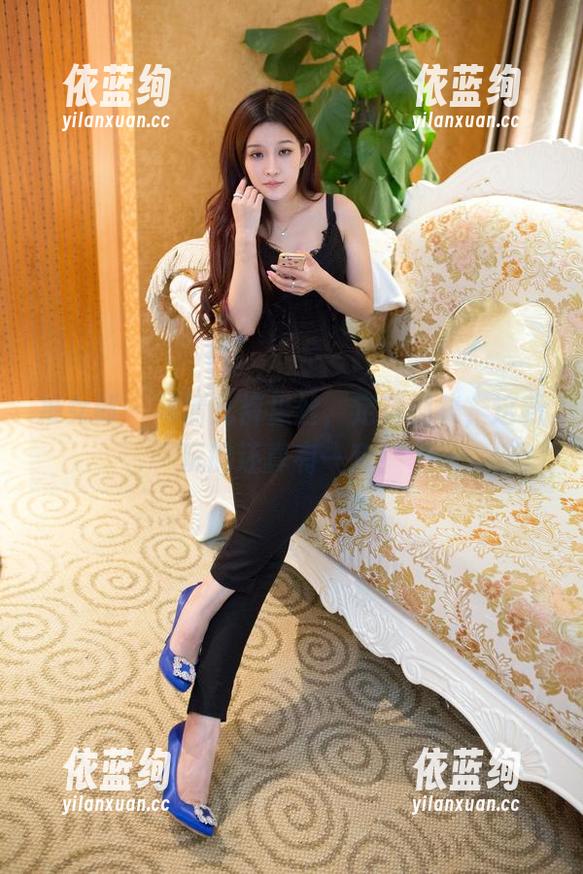 推女郎 - 林清儿裤里丝，定制图集，这新玩的还真有一套！