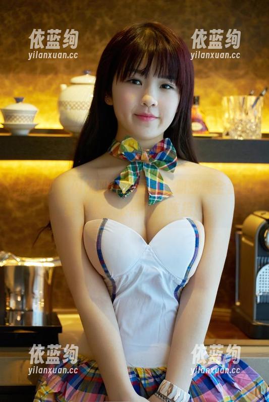 推女郎 - 闪耀职场的黄可，职业装全套图集来袭，来点职业连接！