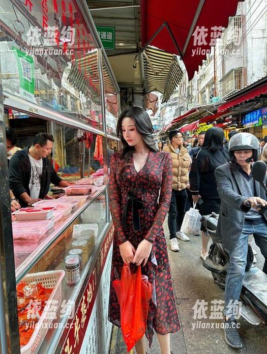 是小逗逗 微密圈 - 教室里的是小逗逗:观看一场不那么正经的‘课堂’秀