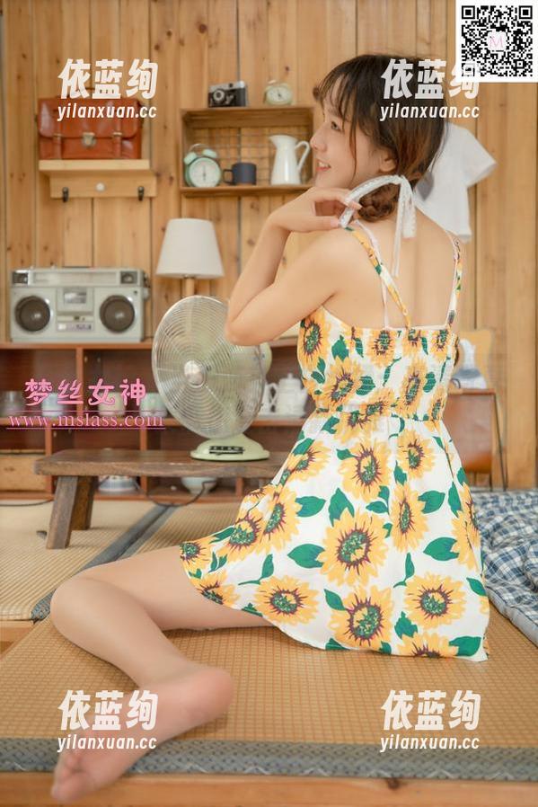 梦丝女神 - 当莎莎穿上白纱裙：高清写真集带你直击清新优雅