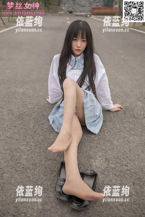 梦丝女神 - 超乎寻常的双人饕餮：莹仙女在线高清大放送！