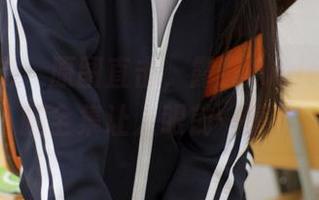 模范学院 – 原图直击，露露Andrea的美腿全集让人眼前一亮！