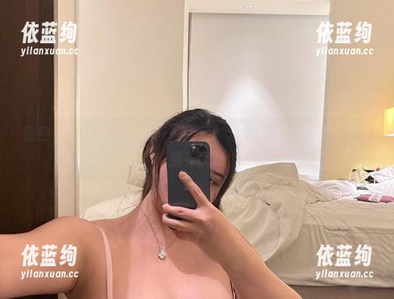 微密圈 - 一小步，油亮一大步：水蜜桃米米的定制写真别有风味