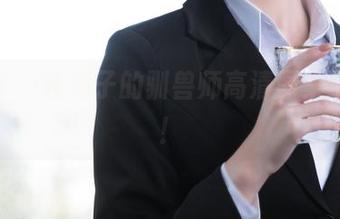 惊呆了，汪知子的驯兽师高清图集全解析！