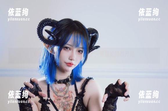 狐洛洛子 这校园写真集里的狐洛洛子,资源沦陷的开始