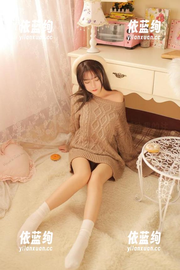 如何用一张猫九酱的网袜写真撬动我的注意力？