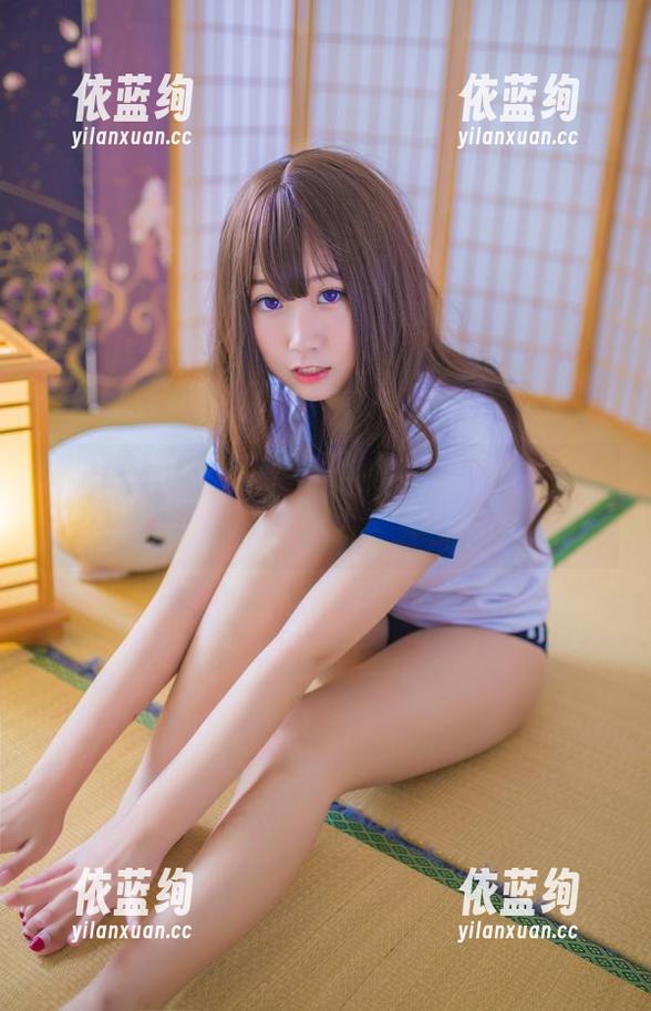 更新啦！女仆泳装里，这样的猫九酱你见过吗？