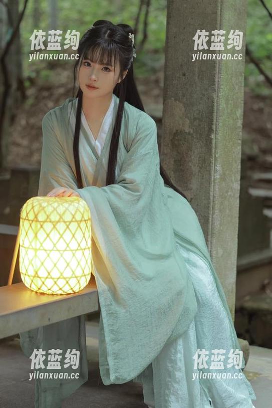 白莉爱吃巧克力的少女cos套图，脑洞打开，哇哦，别太认真啊！