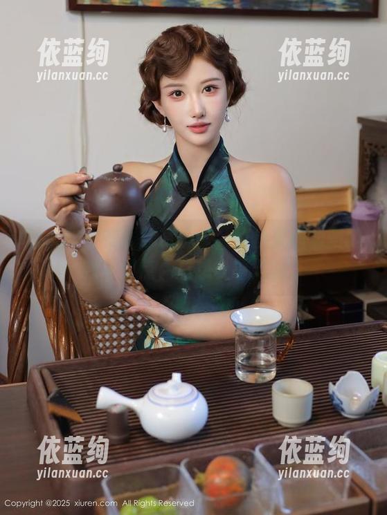 秀人网 - 在线欣赏优酱，蕾丝美图如同精致小甜点，总想多看几眼。
