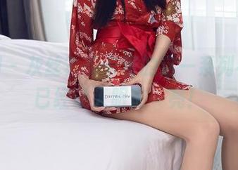 秀人网 – 灰丝？卡卡酱的这一系列福利，已经让人眼前一亮！