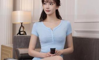 秀人网 – 周慕汐baby的职业装原图合集，你也想试试这惊艳的‘开会’造型吗？