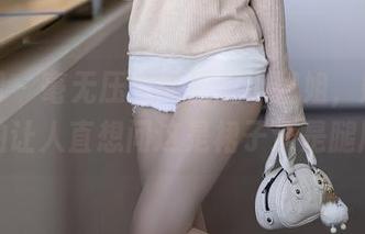 秀人网 – 毫无压力的长腿小姐姐，娜比的私拍让人直想问这是裙子还是腿展？