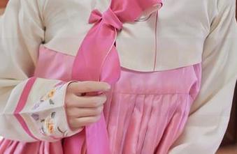 秀人网 – 抖娘利世的私房内衣秀，谁还敢说家居服不好看？
