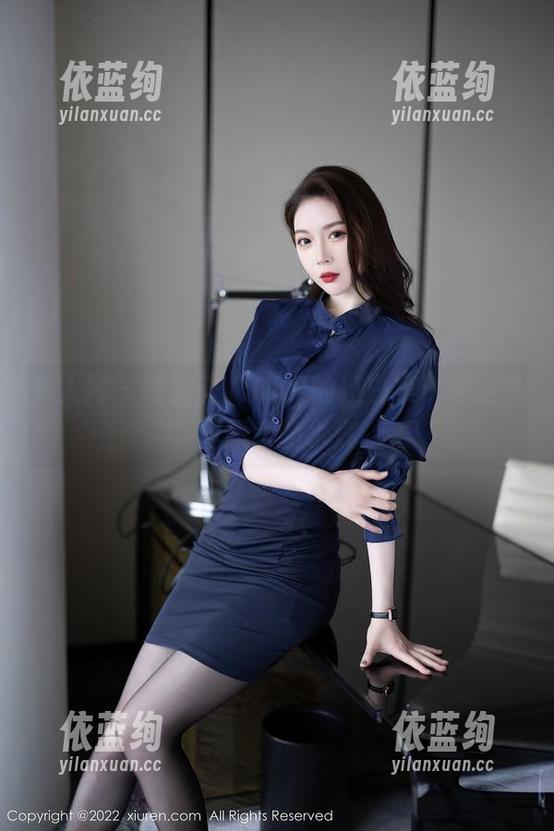 秀人网-陈雅漫VICKY 秀人网 - 陈雅漫VICKY的纯白集,像是梦里飘来的水汽