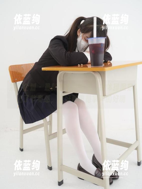 紧急企划-小恩 紧急企划 - 最新图包的小恩,把体操服穿出了节奏感,你好那里是掌声的好啊
