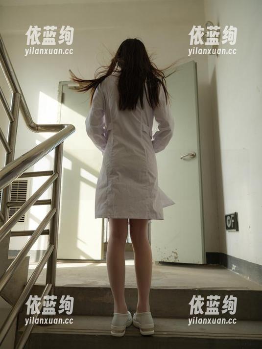 紧急企划 - 小女人的私拍游：林书辞的图片，女孩的内心独白，真让我停下脚步。