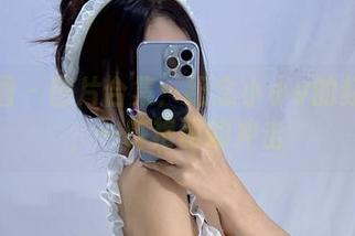 微密圈 – 图片合集：纪念小小v的红色衣，一阵艳丽的冲击