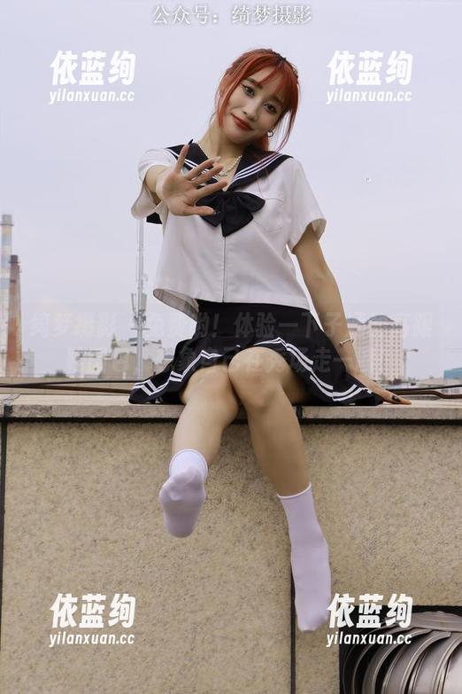 绮梦摄影 - 免费哟！体验一下子涵的高跟鞋图包，想象自己在秀场走一圈！